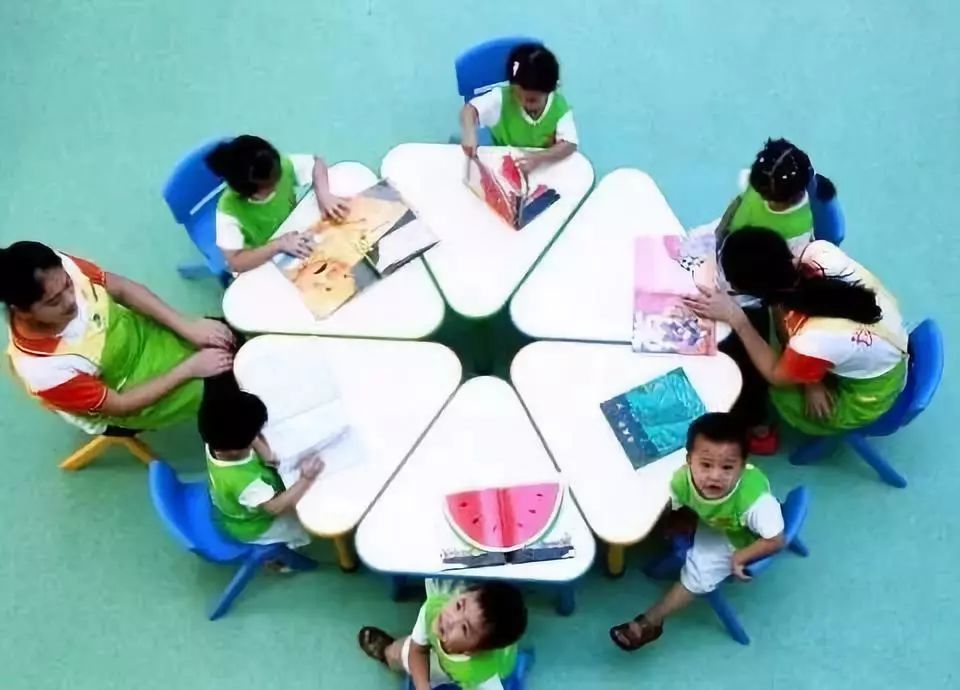 用户对GPT-5的批评促使OpenAI重新上线GPT-4o